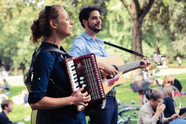 TOI ET MOI mit Band