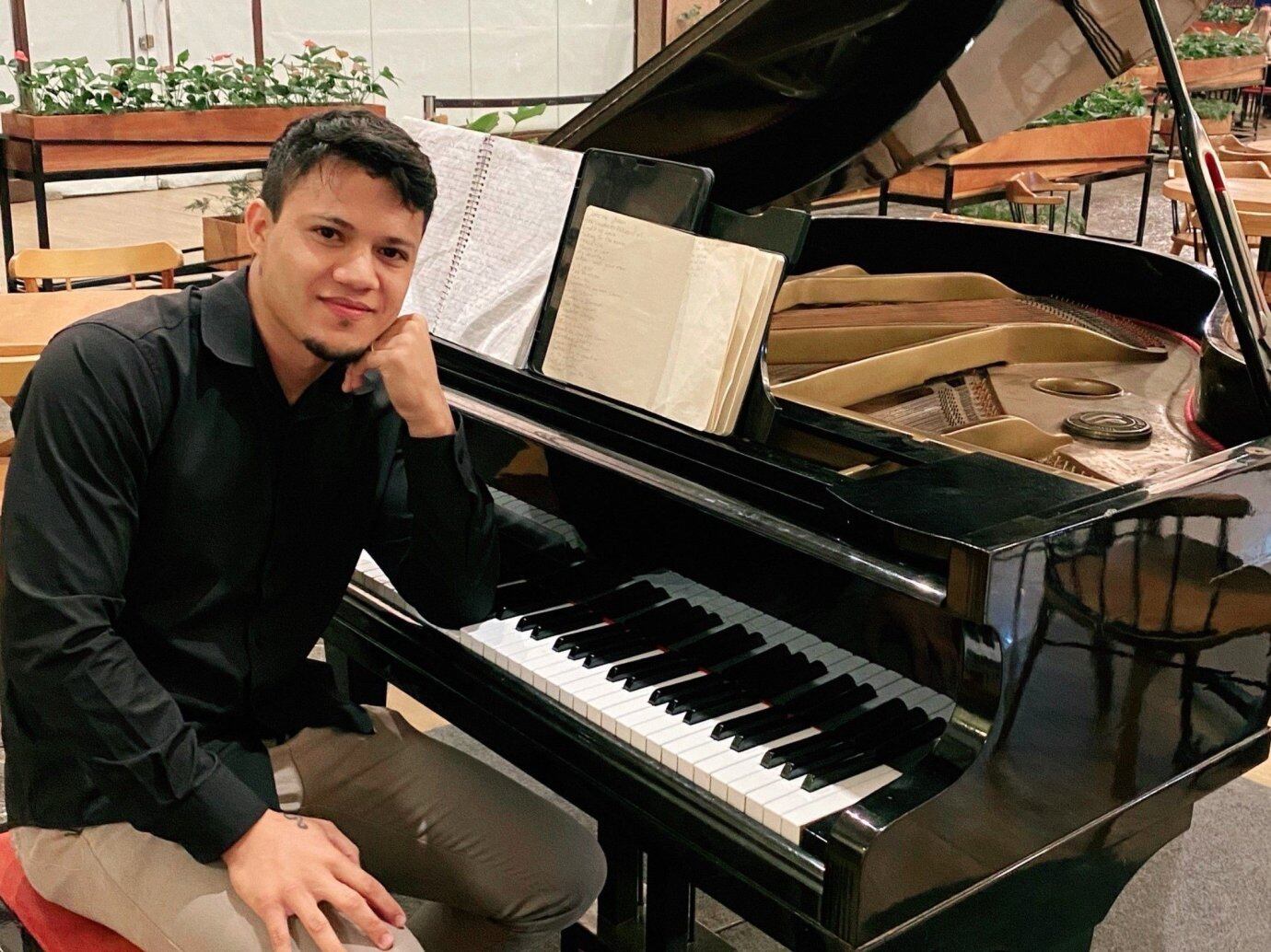 Klavierkonzert: Der brasilianische Pianist Ruben Urbano