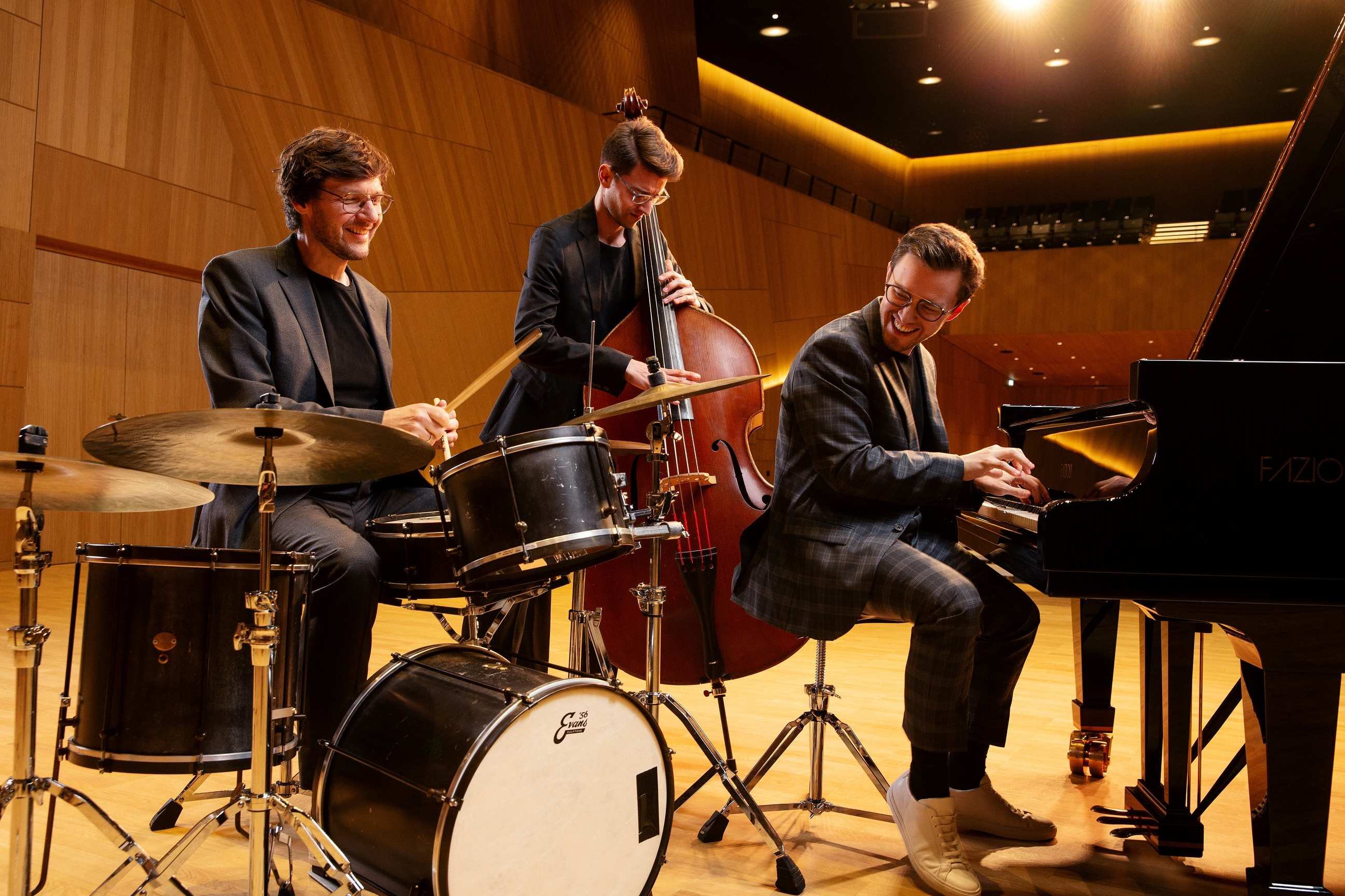 WKO & Frank Dupree - A Jazz Christmas