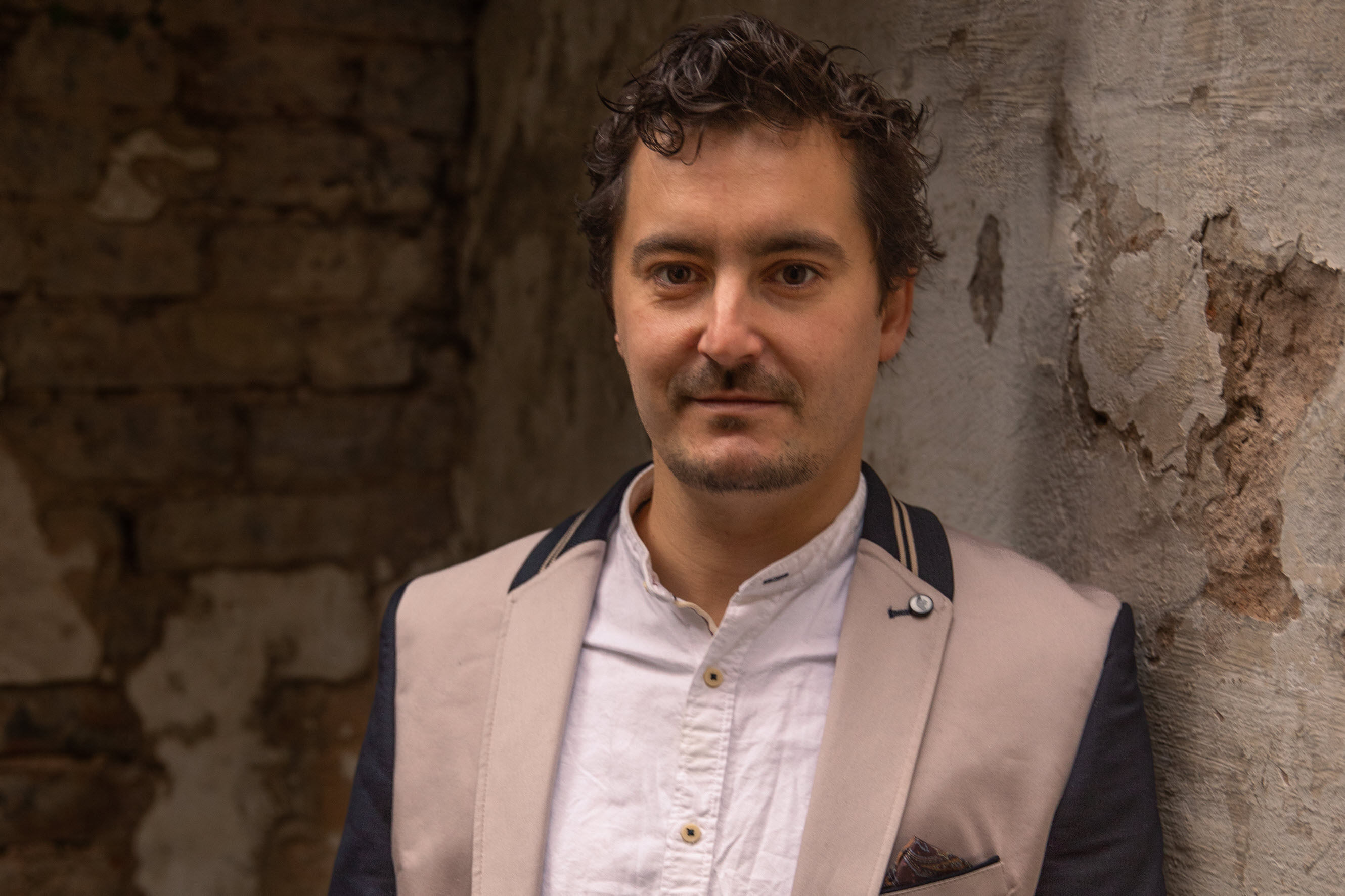 Ulmer Lyriksommer: Ehrlichkeit, der schönste Juwel der Kritik - Ein Lyrikworkshop