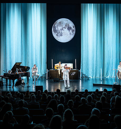 Ulmer Lyriksommer: Hiersein ist herrlich - Performance zu Ehren von Rainer Maria Rilke