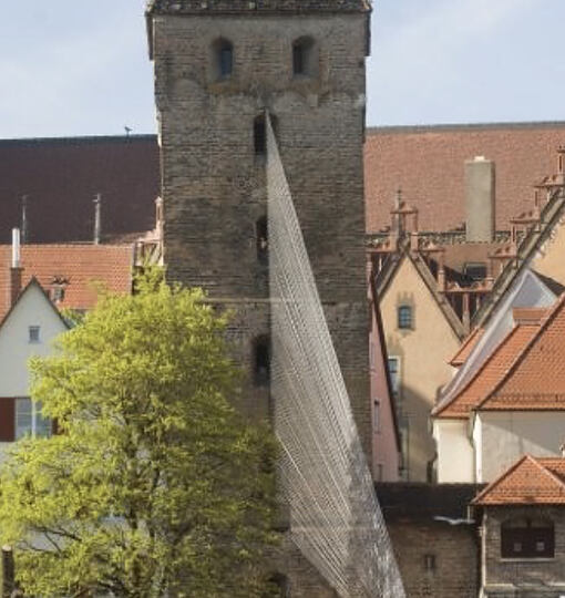 Der Ulmer Metzgerturm wird zur vertikalen Galerie
