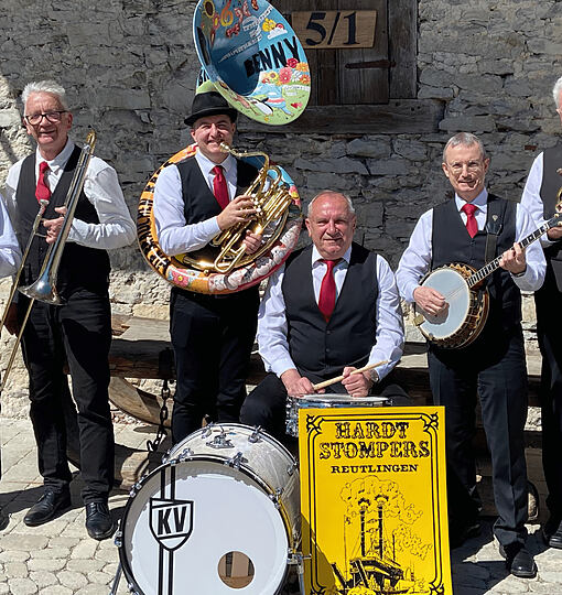 Butterbrezel-Jazz im Schlosshof mit Hardt Stompers