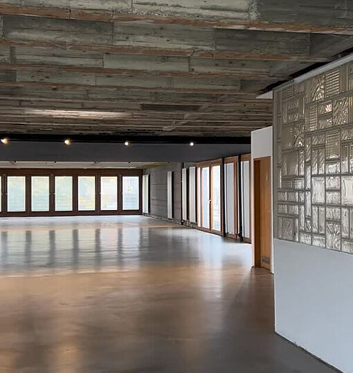 Die NEUE 8: außen Grau - innen Kultur! 🎉 Tanzperformance (&hellip;)