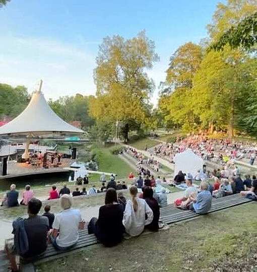 Sommerabende, Musik und das ganz besondere Glacis-Gefühl. 🌿🎶✨ Wenn sich (&hellip;)